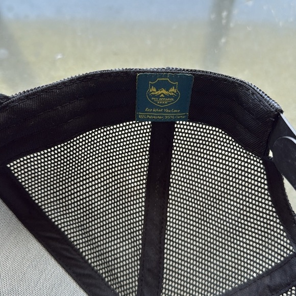 PNW Apparel Zion National Park Trucker Hat - Picture 5 of 6